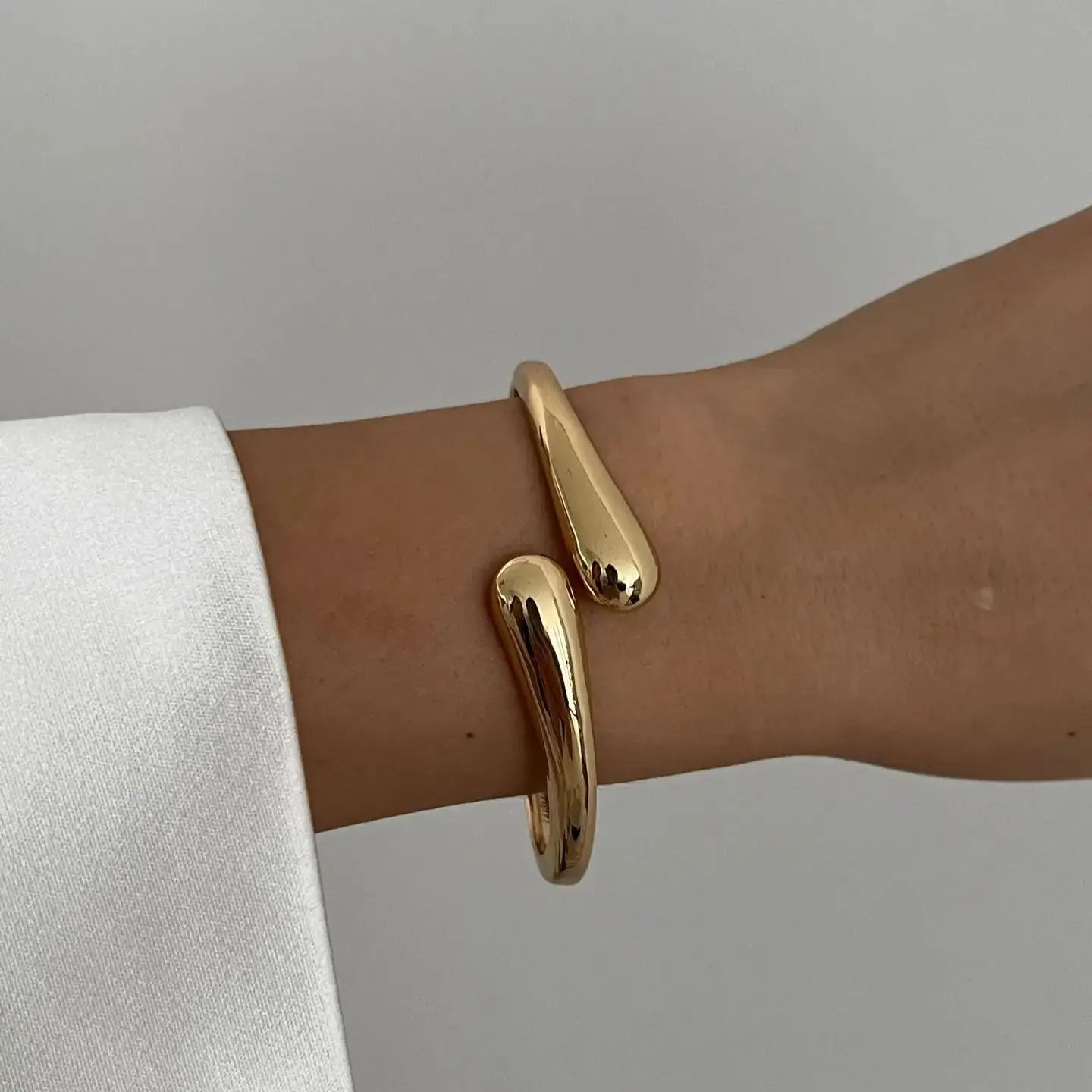 Bracelet For Women  & Men Jewelry