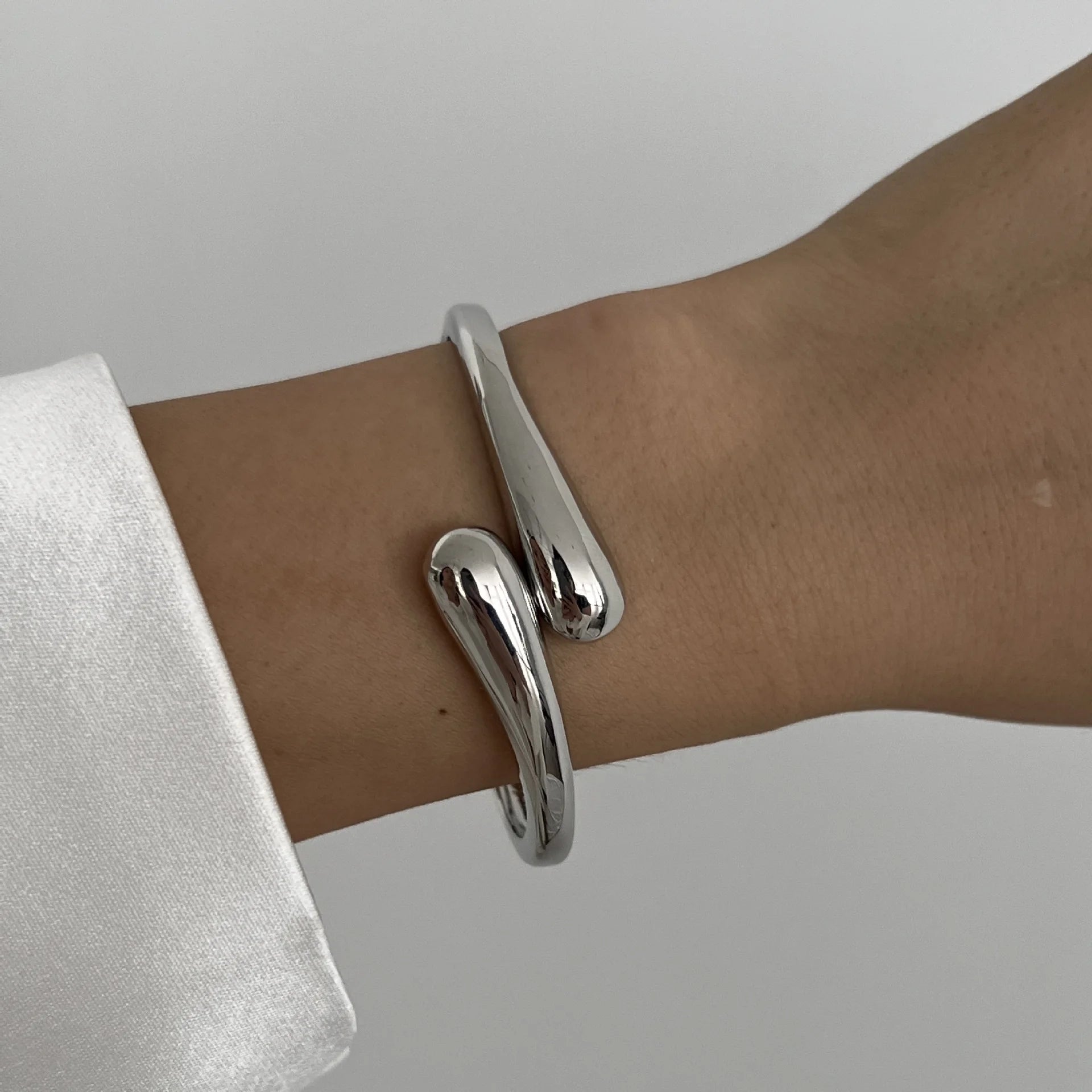 Bracelet For Women  & Men Jewelry